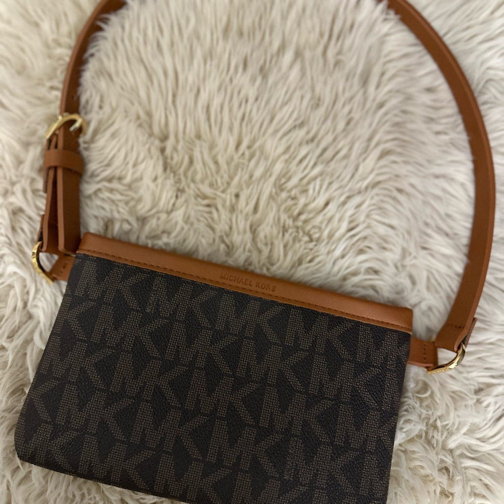 Michael Kors Signature Brown Mini Bag